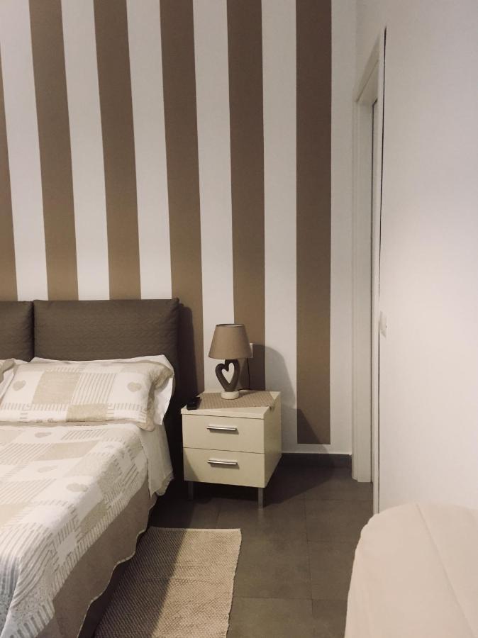 Affittacamere E Appartamenti - Rent Rooms And Apartments Le Camere Nel Corso - Adults Only ラ・スペツィア エクステリア 写真