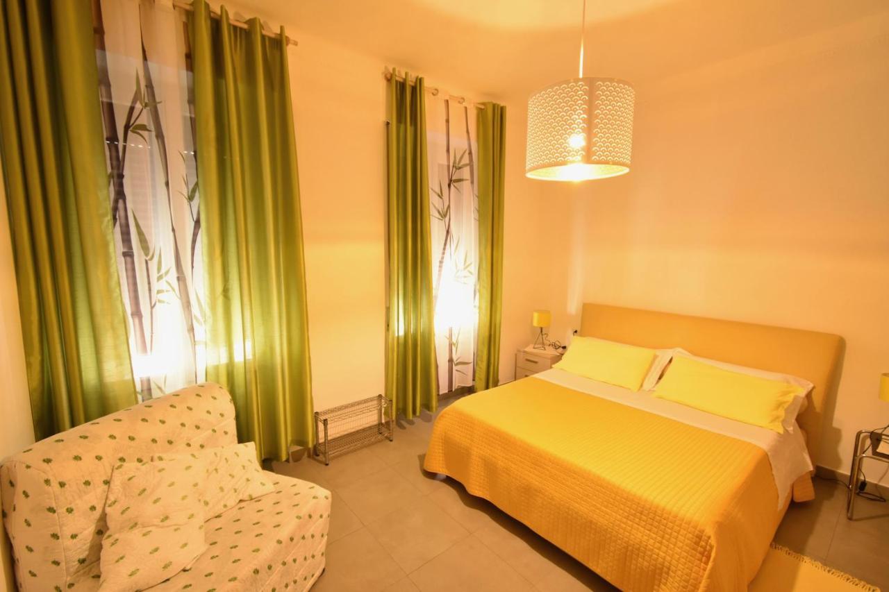 Affittacamere E Appartamenti - Rent Rooms And Apartments Le Camere Nel Corso - Adults Only ラ・スペツィア エクステリア 写真