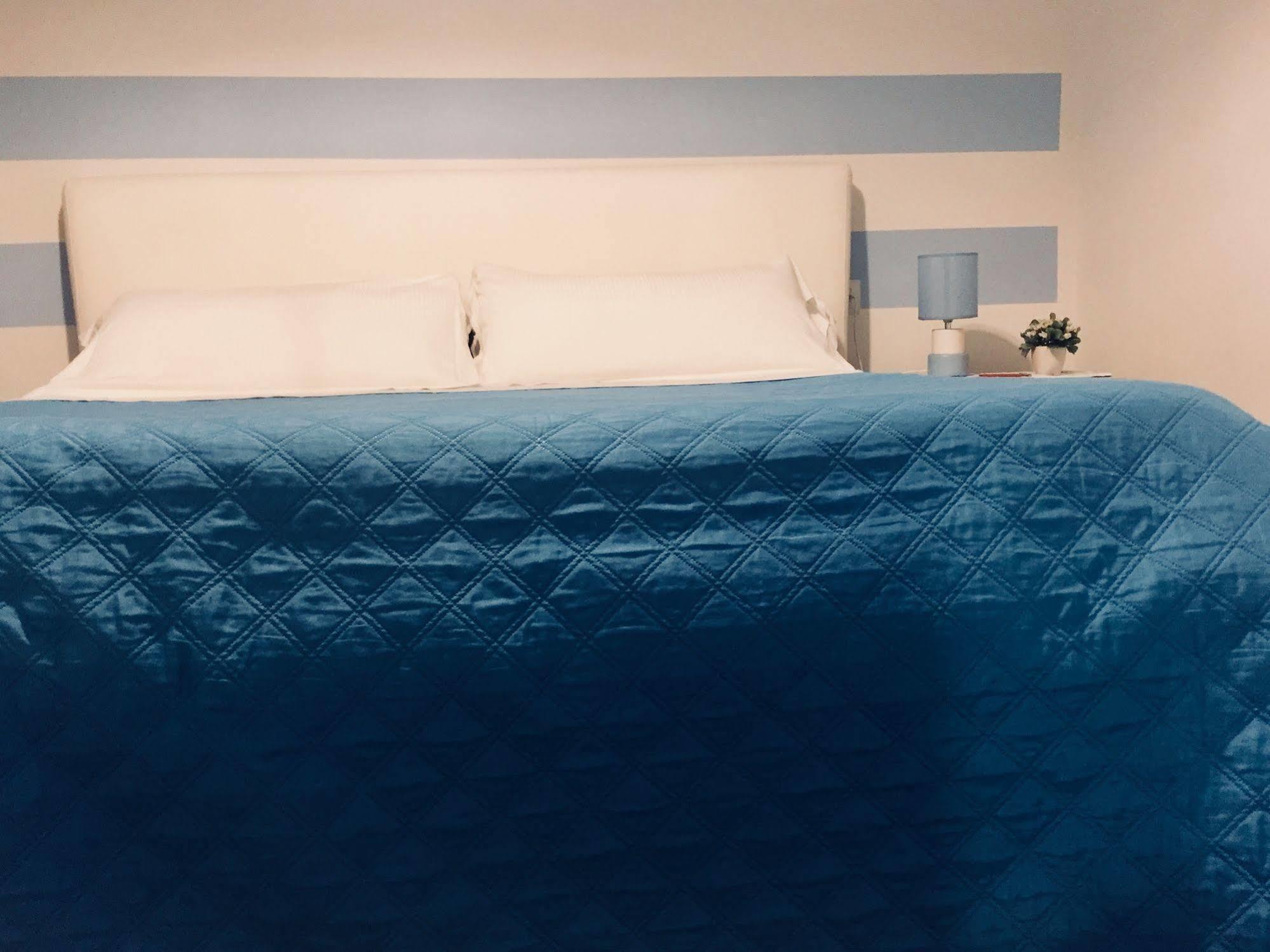 Affittacamere E Appartamenti - Rent Rooms And Apartments Le Camere Nel Corso - Adults Only ラ・スペツィア エクステリア 写真